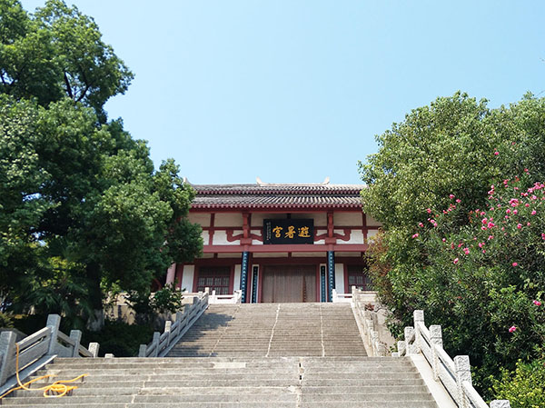 鄂州西山风景区智慧导览.jpg