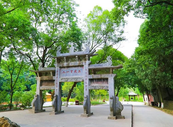 襄阳隆中武侯祠语音导览.jpg