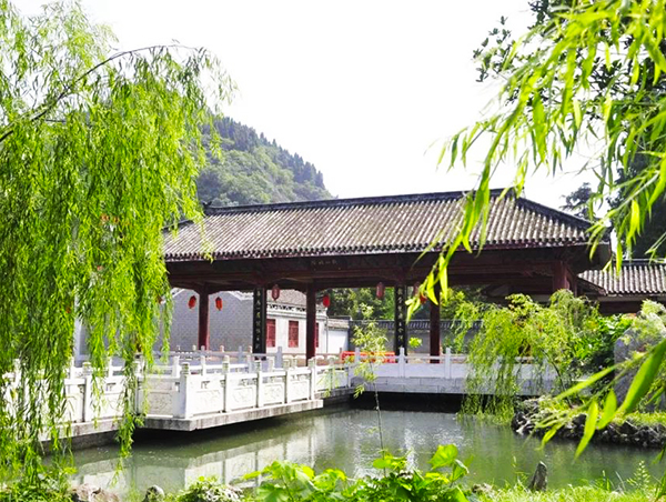 南漳水镜庄景区智慧导览公司推荐.jpg