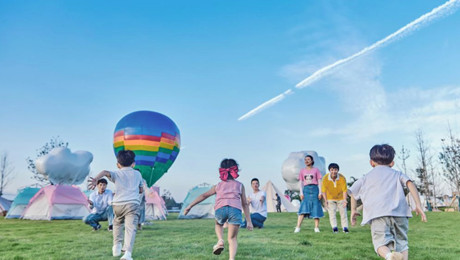 智慧景区票务系统线上售票功能，方便游客随时随地购票.jpg