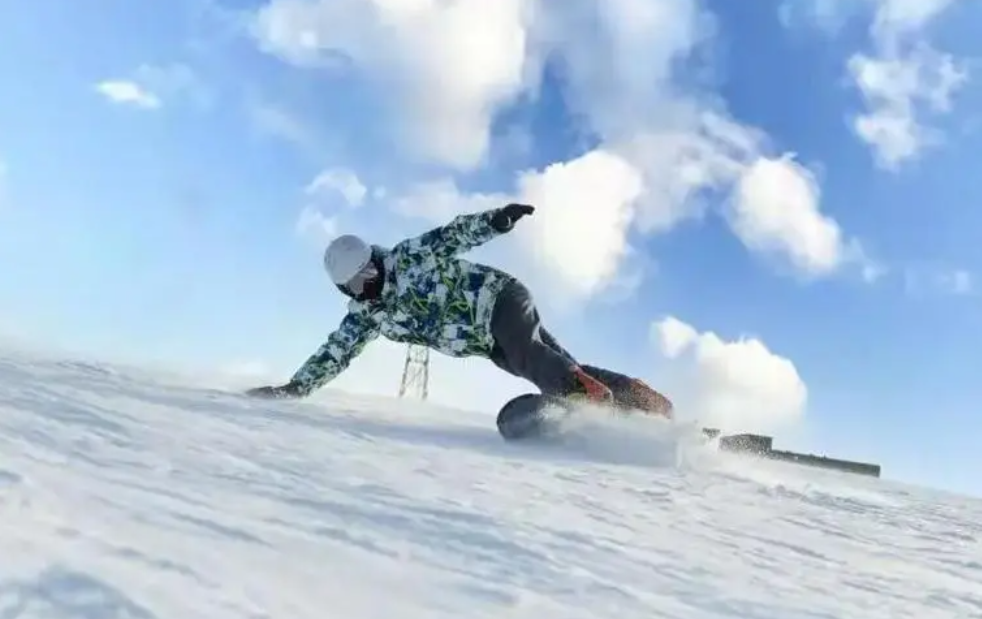 青岛文王山必捷滑雪场ota分销系统公司.jpg