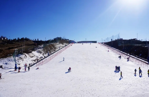 山西五龙国际滑雪场教练预约管理系统千亿国际的解决方案1.png