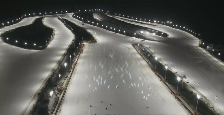 山西万龙白登滑雪场雪具租赁管理系统千亿国际的解决方案.png