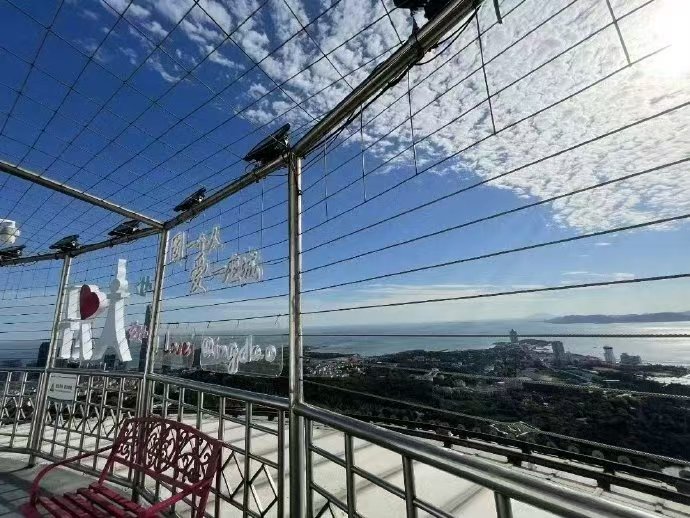 青岛电视塔天空之城票务系统智能硬件.jpg