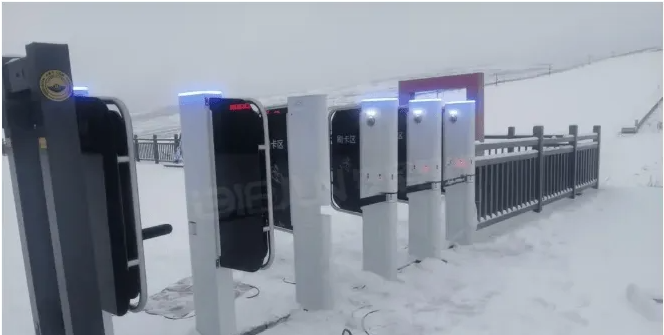 雪场闸机多少钱.png